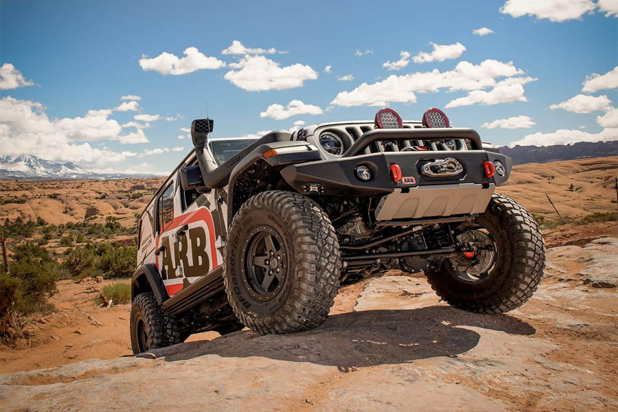 ARB Bondi Deluxe Front Bumper w/ Bar  - JL/JT Rubicon 