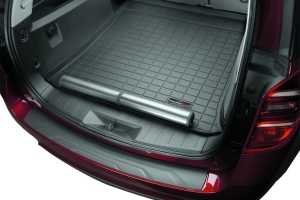 WeatherTech Extended Cargo Liner with Bumper Protector, Black - JK 15-18