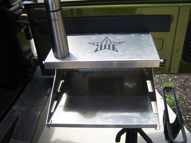 Rock Slide Engineering Tailgate Table - JK