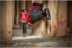 Milwaukee Tool M12 FUEL 3/8in Stubby Impact Wrench Kit