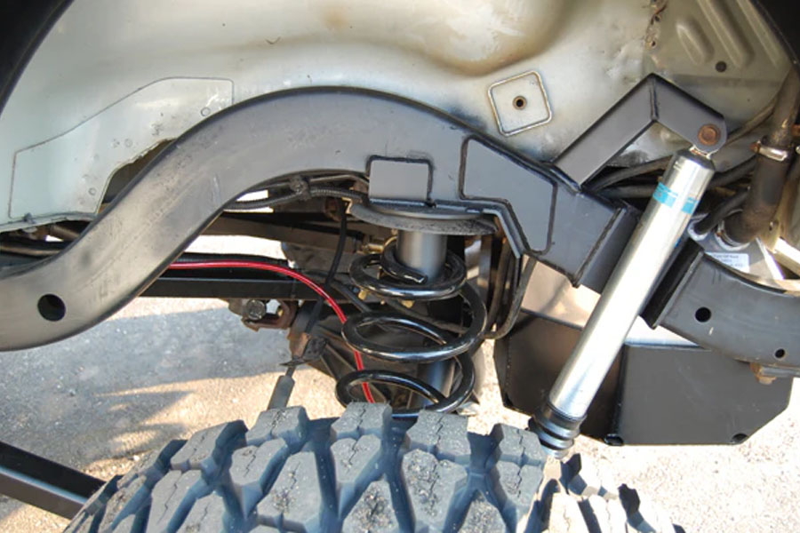 Clayton Off Road 5in Stretch Rear Upper Spring Post W/ Spring Retainer  - TJ/LJ