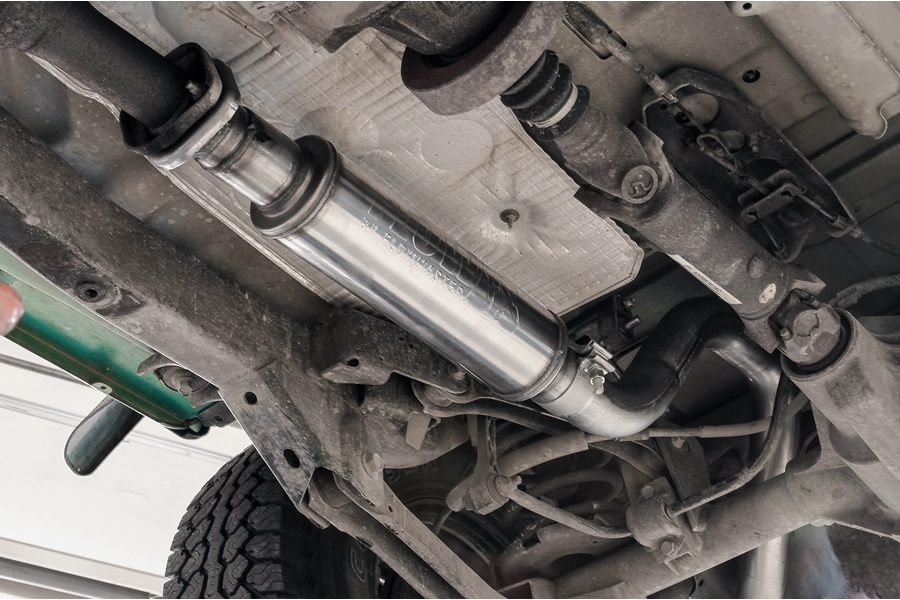 Flowmaster Flow FX Cat-Back Exhaust System - TJ 2000-06 4.0L