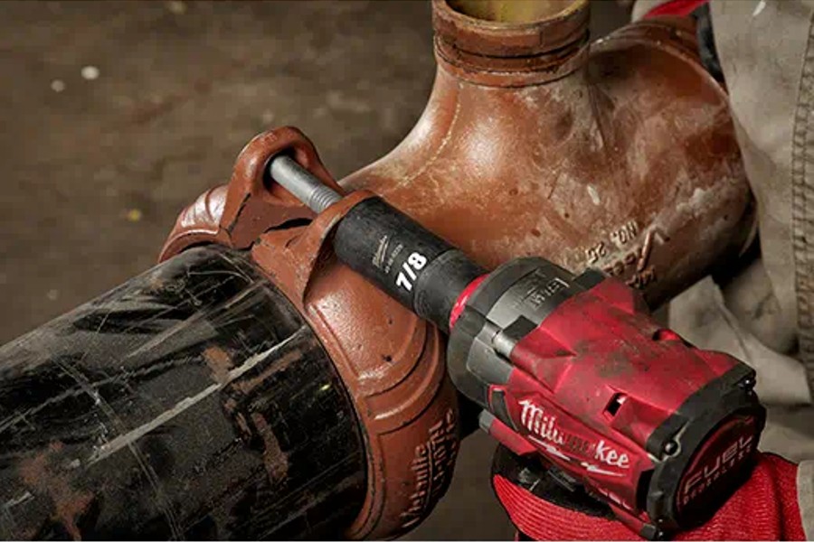 Milwaukee Tool 29 Pc Shockwave Impact Duty 1/2in Drive SAE & Metric Deep 6 Point Socket Set