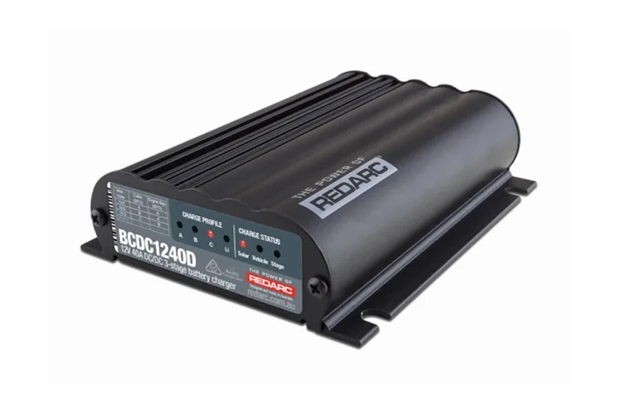 REDARC Dual Input 40A In-Vehicle DC Battery Charger