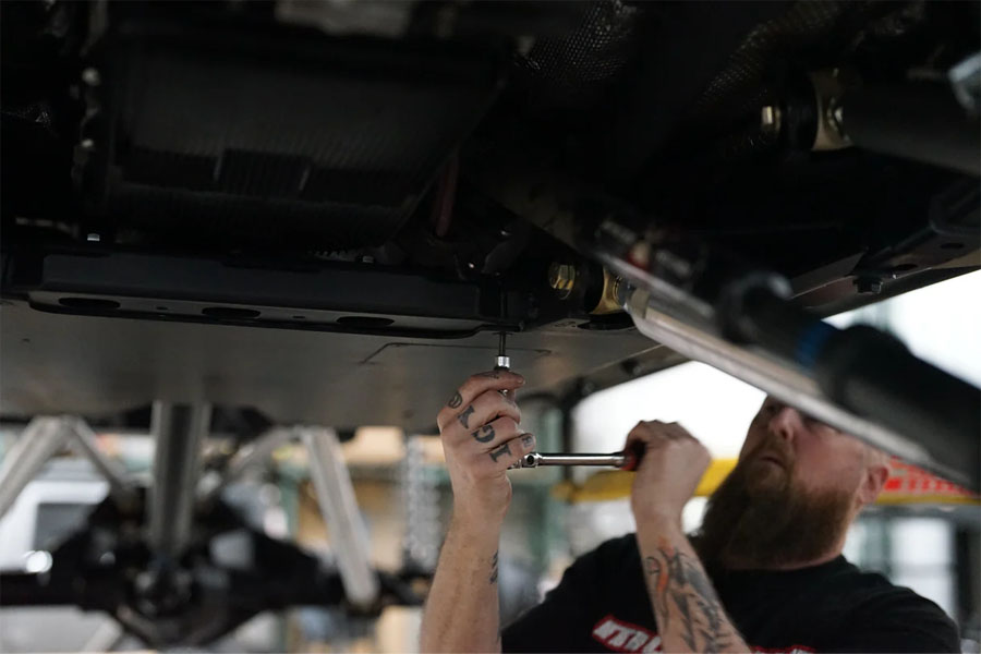 Motobilt Double Triangulated 4 Link Suspension - 2021+ JT 3.6L