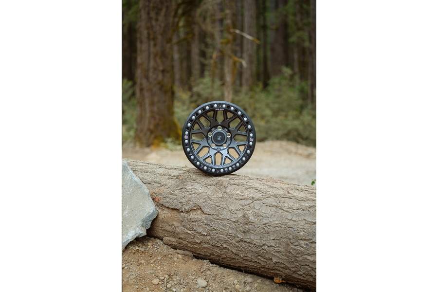 Baja Built Lite Brite OUTLAW Cast Beadlock Wheel, 17x9 5x5 -38mm - Satin Graphite - JT/JL/JK