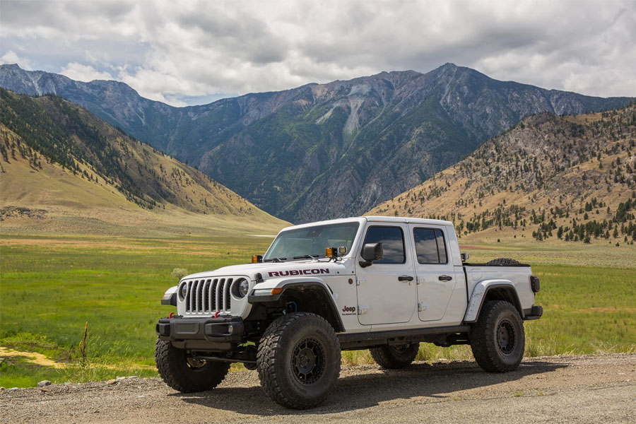 Clayton Off Road 2.5in Premium Lift Kit - JT