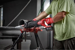 Milwaukee Tool M18 Fuel Sawzall Recip Saw w/ Battery XC5.0 Kit