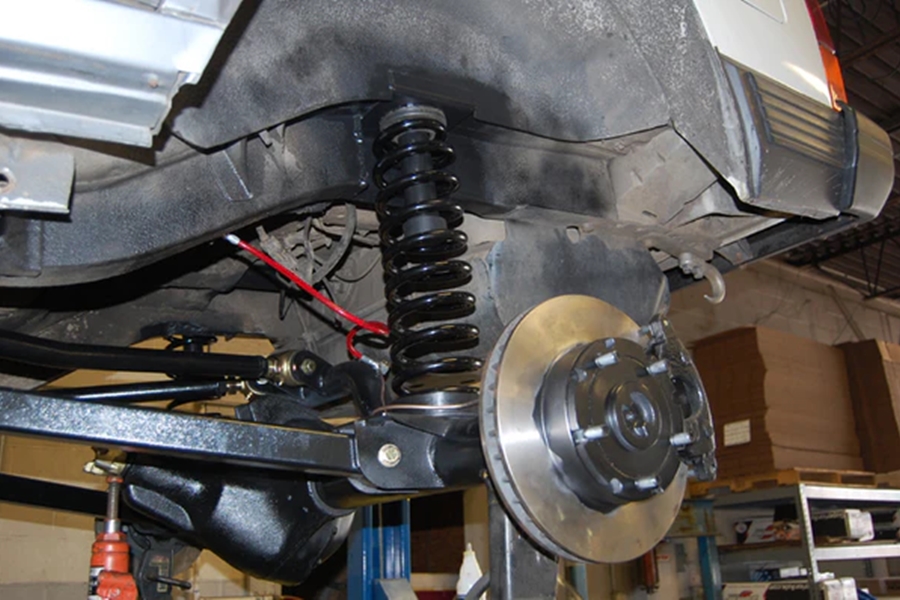Clayton Off Road Rear Coil Conversion Axle Bracket Kit  - XJ
