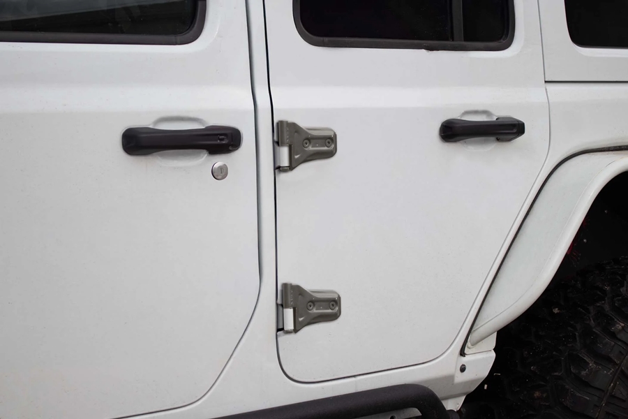 Kentrol Outer Door Hinge Kit - JT/JL 4Dr