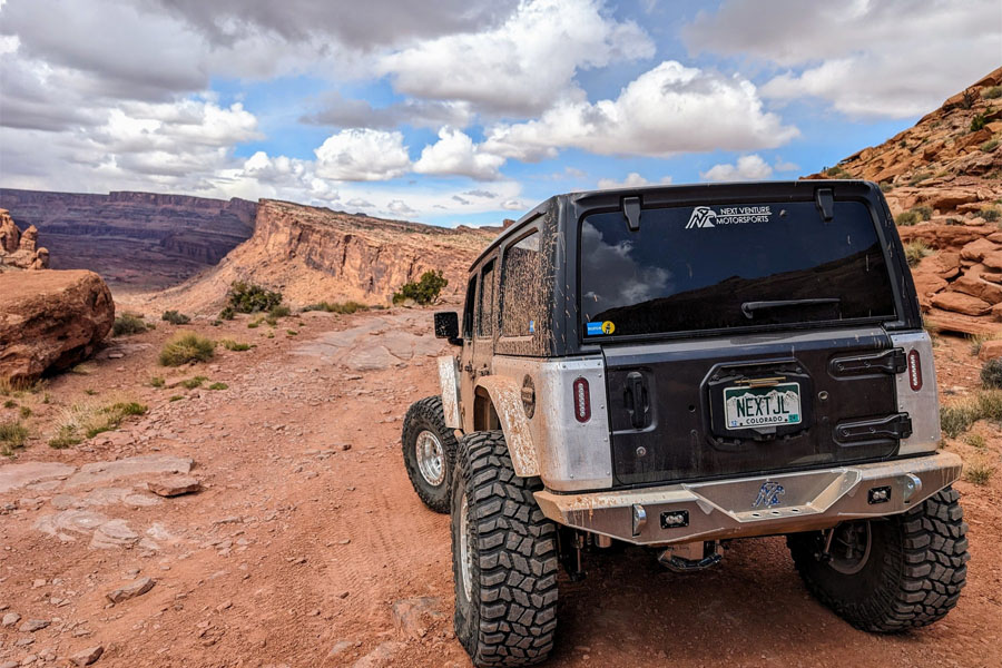 Next Venture Motorsports Rear Steel 'Blank' Full Corner Armor w/ Factory Fuel Door Cutout - JL 4DR