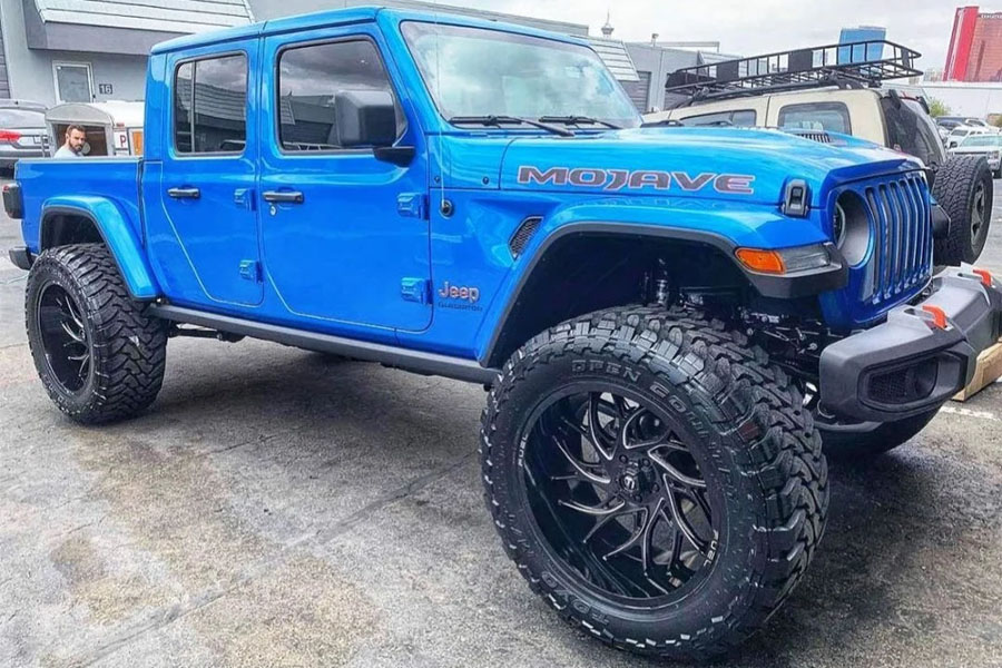 EVO Manufacturing 2.5in Enforcer Overland Stage 3 Lift Kit w/ Bilstein Shocks - JT 3.6L