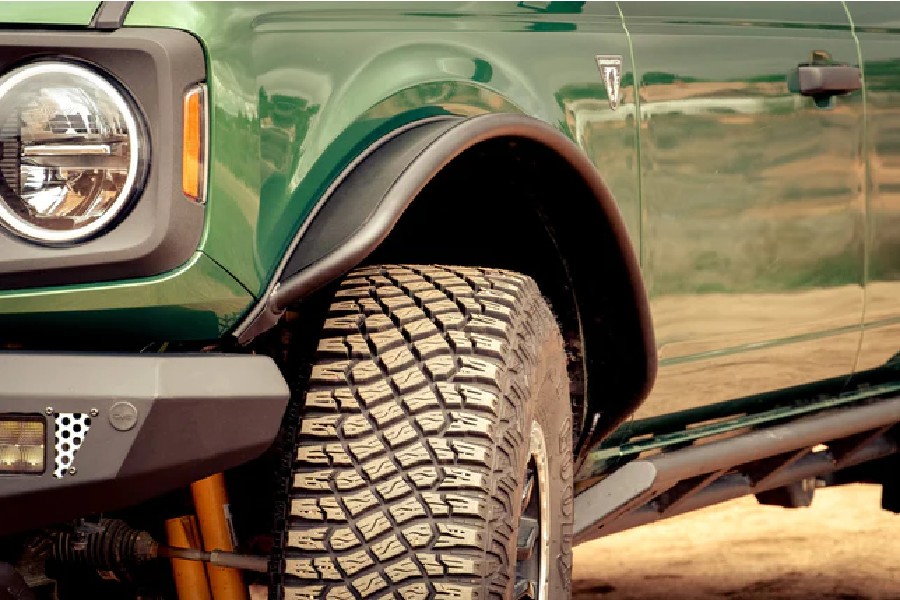 DV8 Offroad Tube Fender Flares - Bronco 2021+