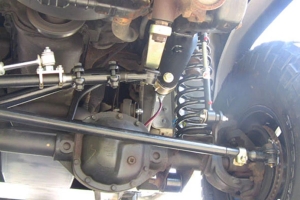 Clayton Adjustable Front Track Bar With Drop Bracket - TJ/LJ