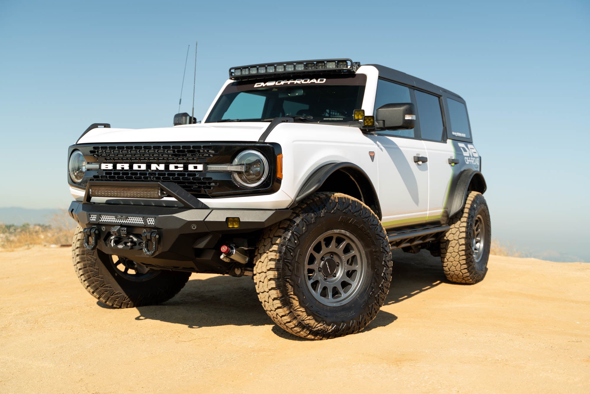DV8 Offroad FS-15 4-Door Rock Sliders V2 - Bronco 2021+ 4dr