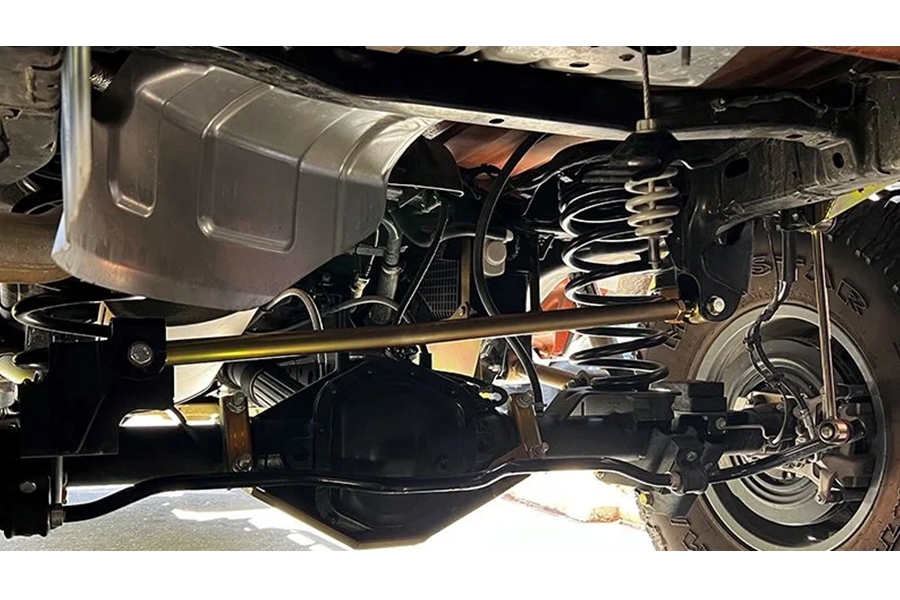 MetalCloak Durotrak Track Bar - Rear - JT