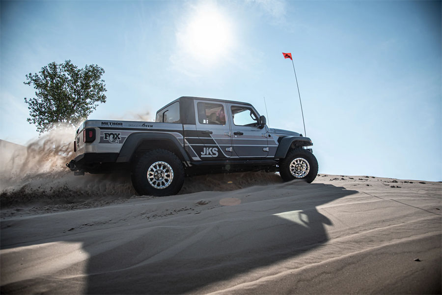 JKS J-Krawl 3-3.5in Lift Kit w/ Fox 3.0 Factory Race Series Shocks (Flex End) - JT