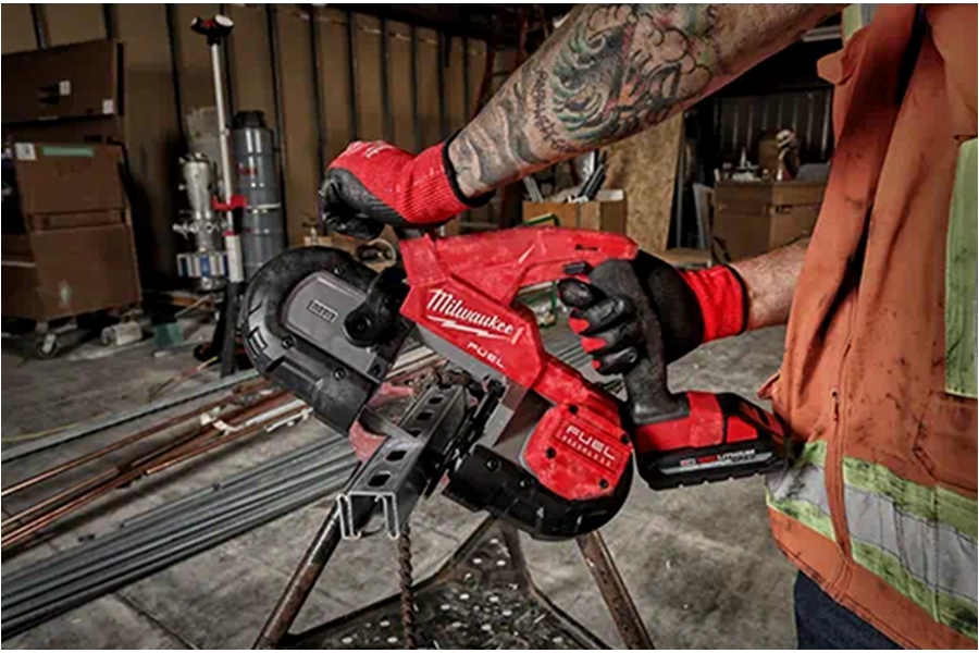 Milwaukee Tool M18 FUEL Compact Band Saw Kit