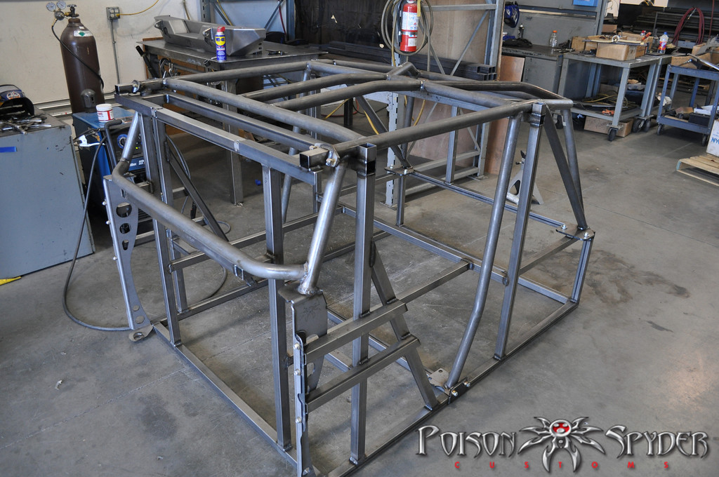 Poison Spyder Lazer-Fit Fully Welded Cage - TJ