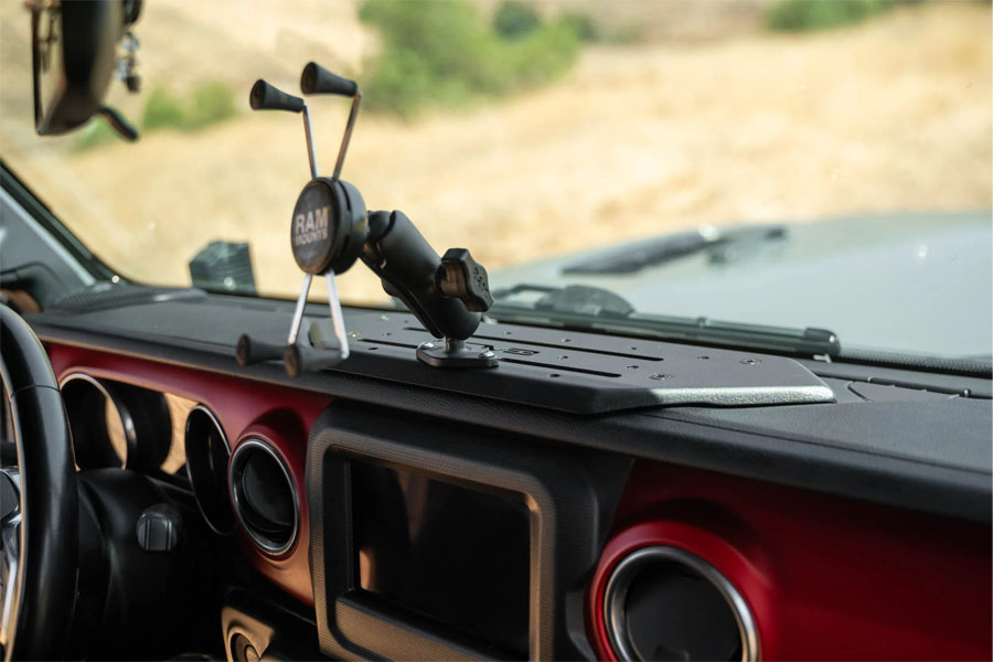 DV8 Offroad Device Dash Mount V2 - 2018-23 JL/ 2020-23 JT
