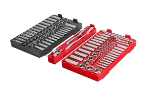 Milwaukee Tool 106pc 1/4in and 3/8in Metric & Ratchet and Socket Set w/ PACKOUT Low-Profile Organizer