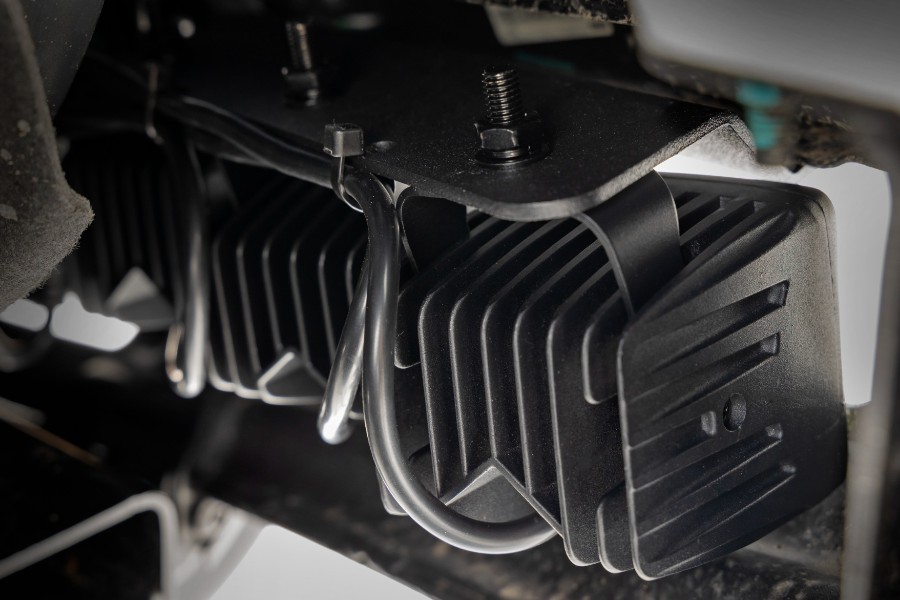 Rough Country Triple 2in Cube Fog Light Mount Kit, Amber DRL - Bronco 2021+