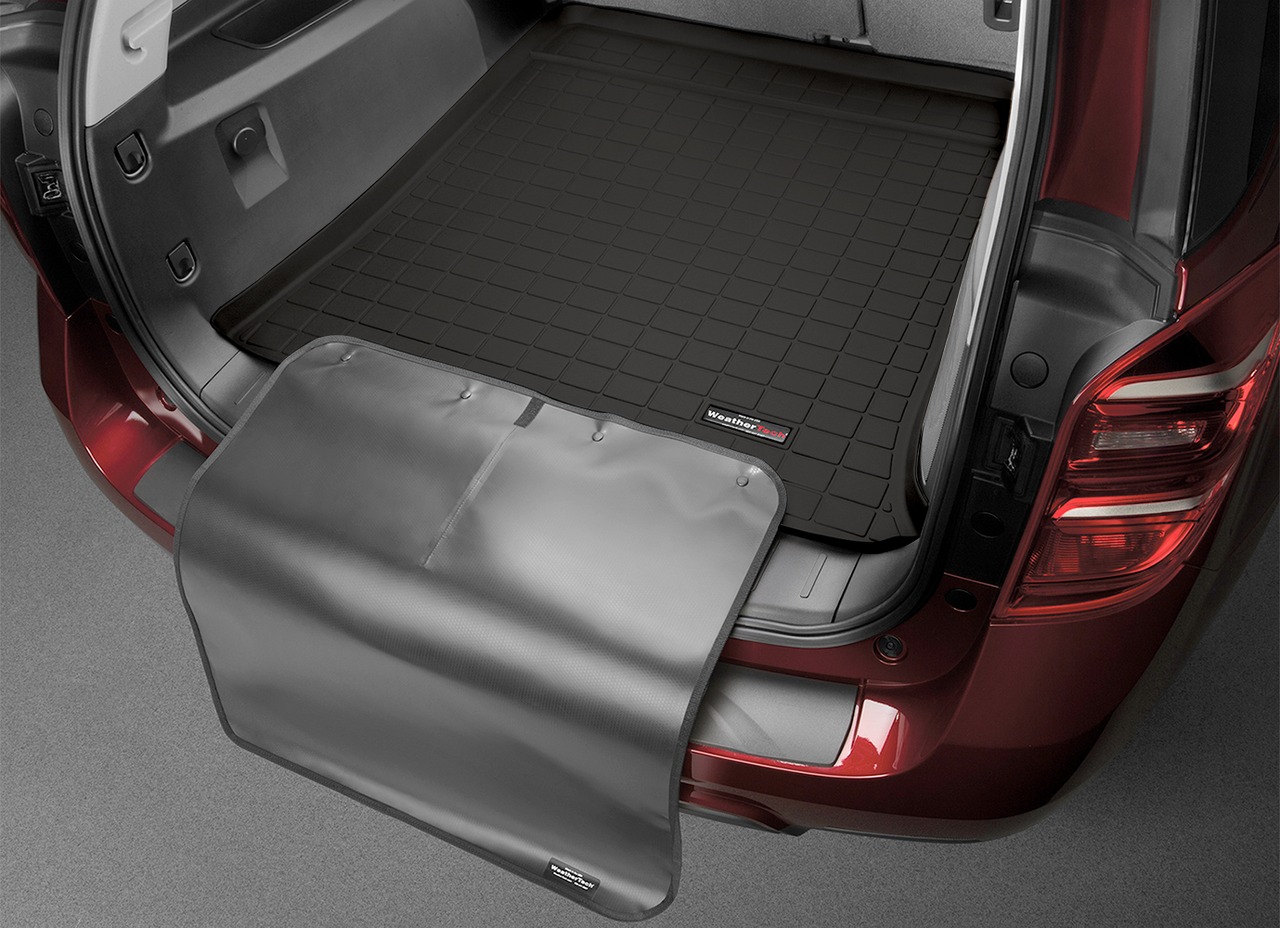 WeatherTech Extended Cargo Liner with Bumper Protector, Black - JK 15-18