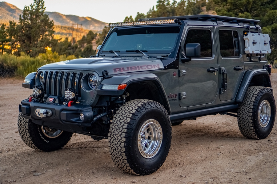 Baja Designs Roof Bar LED Light Kit w/ OnX6+ Light Bar  - JT/JL