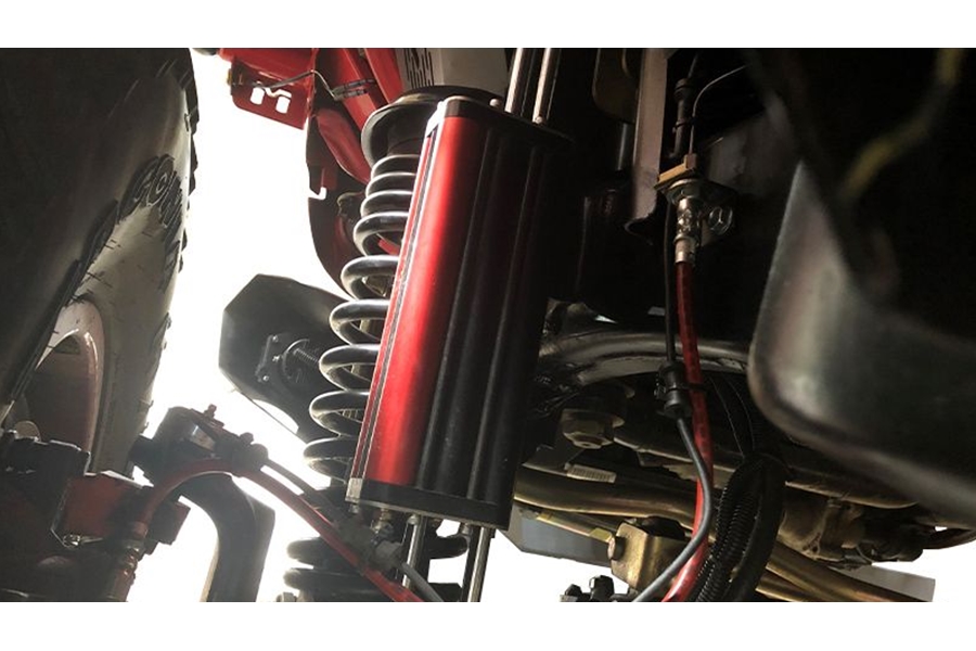 MetalCloak 15in 6Pak Shock, Front - JK 