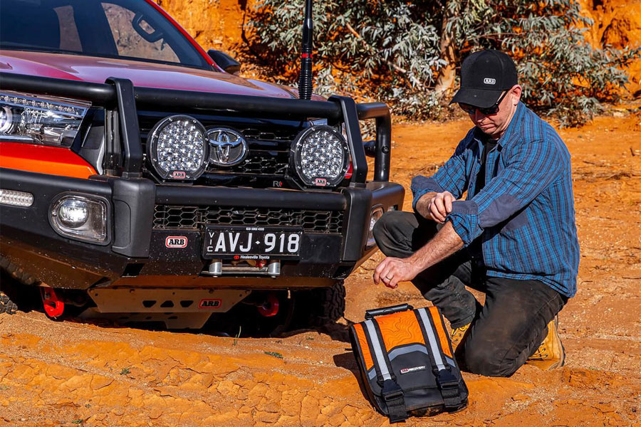 ARB Weekender Recovery Kit 