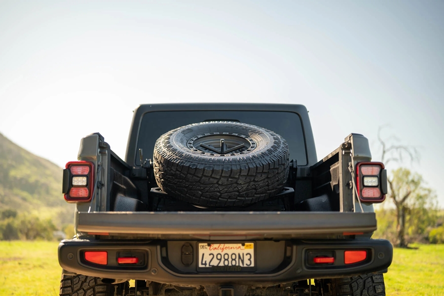 DV8 Offroad Adjustable In-Bed Tire Carrier - JT 