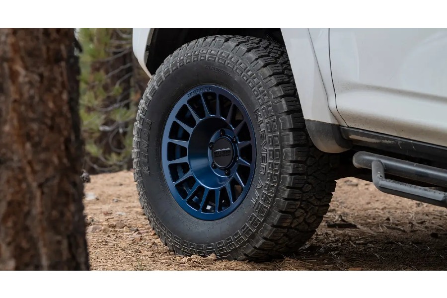 Method Race Wheels 707 Series Bead Grip Wheel 18x9 6x5.5 18mm Offset Bahia Blue - Bronco 2021+