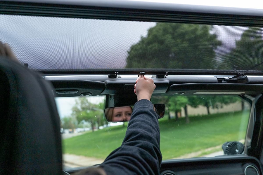 Bestop The SunScreen Retractable Sunshade - Mesh (Sunrider for Hardtop) - JT/JL 