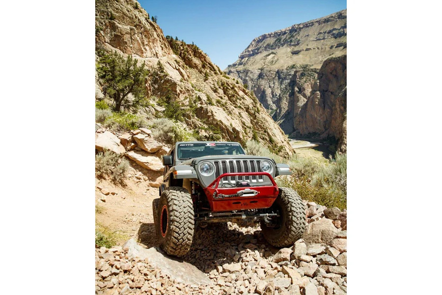 EVO Manufacturing Pro Series Front Bumper w/ Hoop - JT/JL