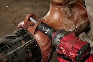 Milwaukee Tool Shockwave Impact Duty 1/2in Drive, 32MM, 6 Point Sockets