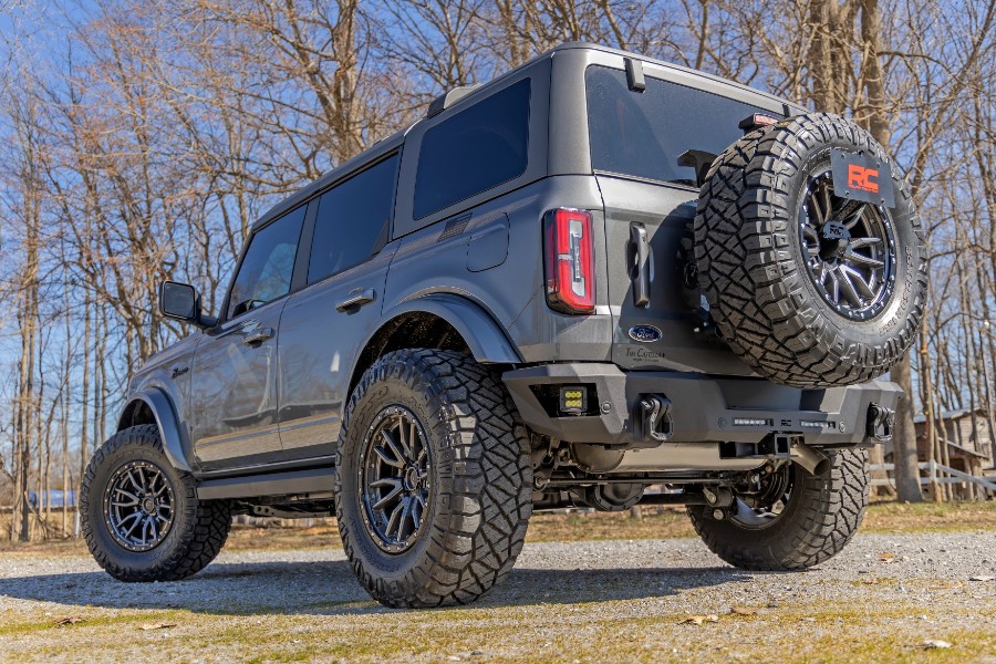 Rough Country Rear Bumper with 6in Slim Line LED Lights - Bronco 2021+