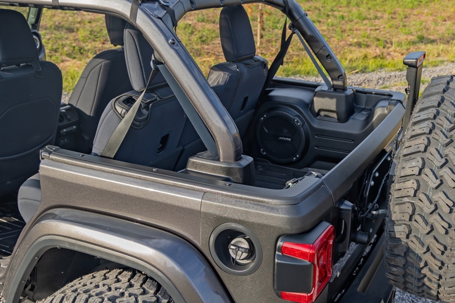 Rough Country Trail Cladding Roof Mounting Plate Cover - JL 4Dr