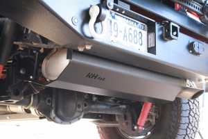 Rock Hard 4x4 Muffler Skid Plate - JL