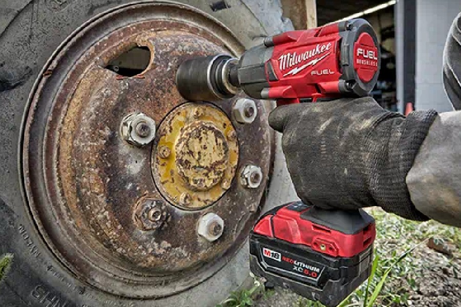 Milwaukee Tool M18 FUEL 12in Mid-Torque Impact Wrench w Friction Ring Bare Tool