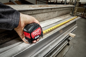 Milwaukee Tool Magnetic STUD Tape Measure - 25ft