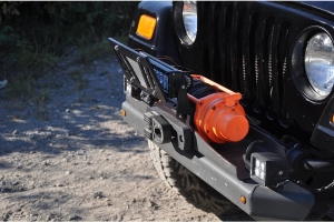 Cascadia 4x4 Flipster Lite License Plate and Light Mount 