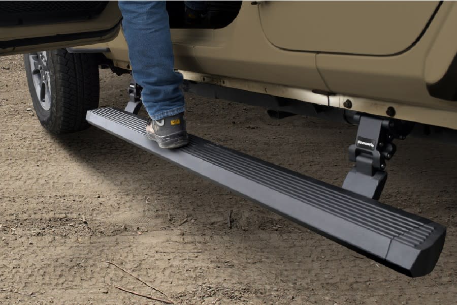 Jeep JL 4dr Go Rhino EBoard E1 Electric Running Board Kit Textured Jeep JL 4dr Go Rhino EBoard E1 Electric Running Board Kit Textured