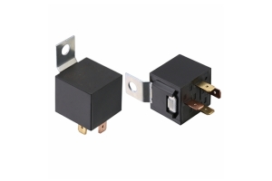 Bulldog Winch 40A Relay 4-post 