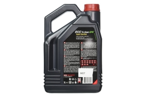 Motul 8100 XClean EFE 5W30 Synthetic Oil 5Liter 1 Pack, 109471