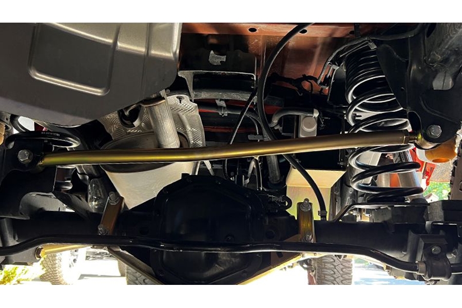 MetalCloak Durotrak Track Bar - Rear - JT