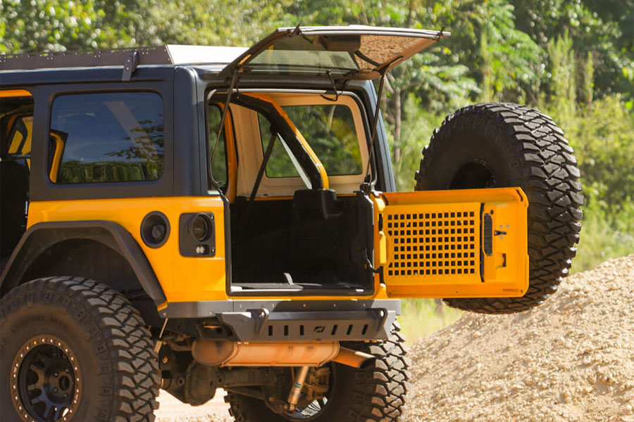 Motobilt Rear Gate Aluminum MOLLE Panel - JL