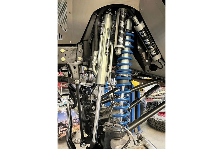 EVO Manufacturing Front Double Throwdown Coilover Bypass - Black   - JL/JT