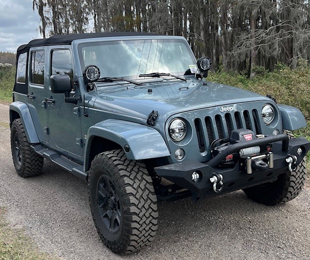 User Media for: Warn VR EVO10 Winch w/ Steel Cable