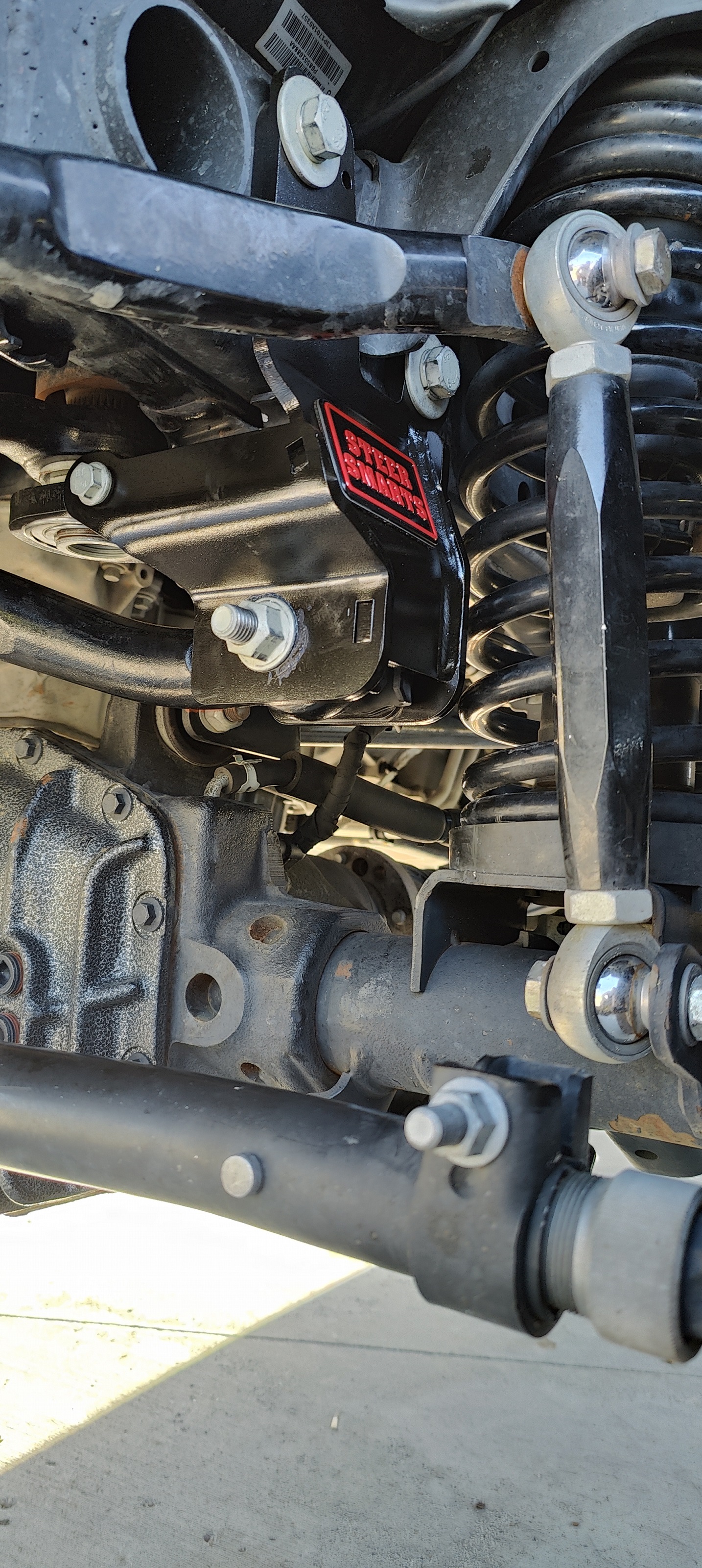 User Media for: Steer Smarts Yeti XD Sector Shaft Brace w/ Frame Side Track Bar Bracket   - JT/JL