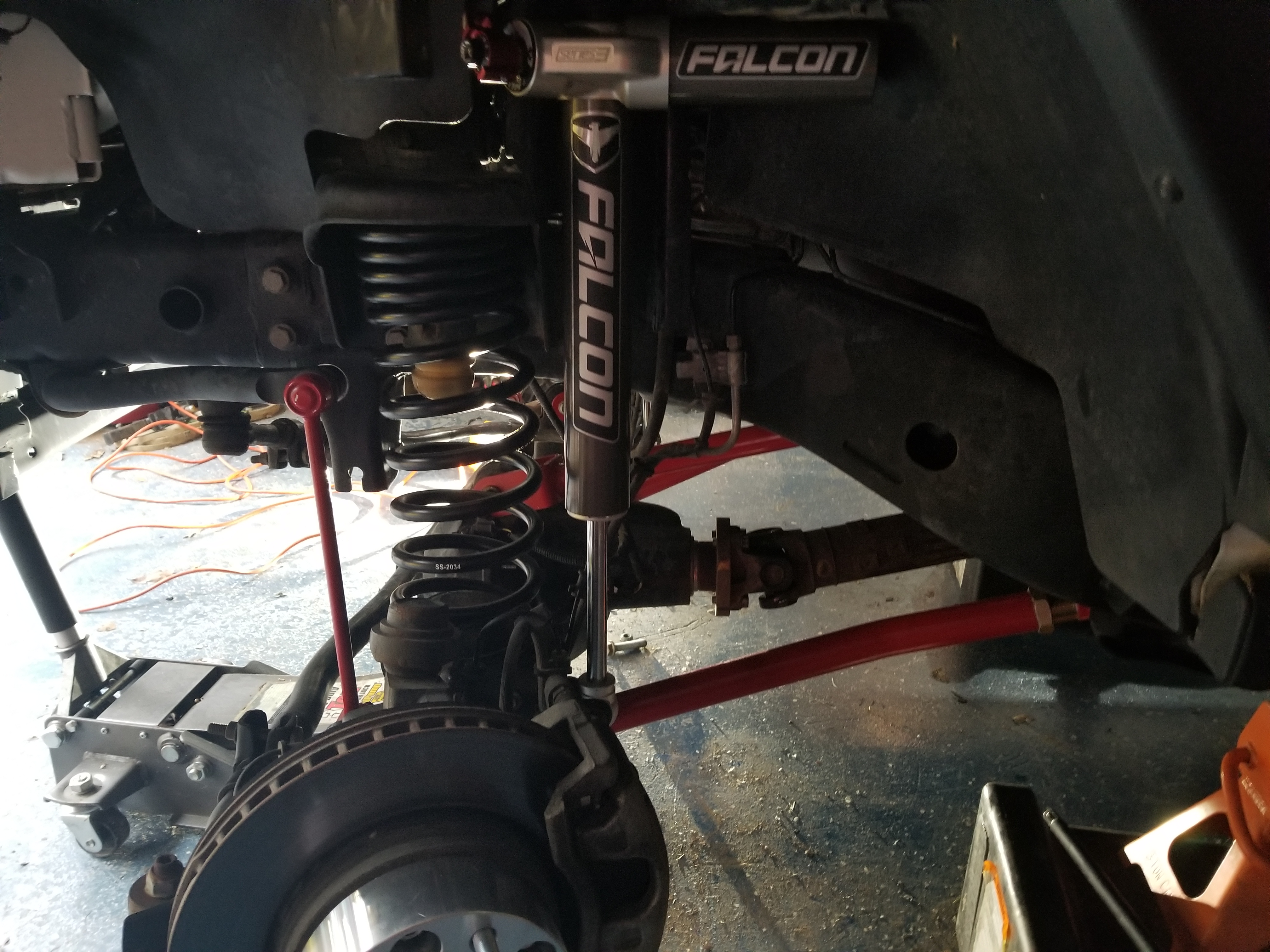 User Media for: Teraflex Falcon Series 3.3 Adjustable Piggyback Shocks Front & Rear Kit 5-6in Lift - JK 4DR